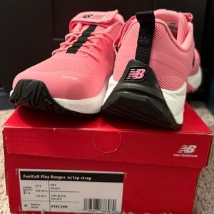 New Balance Girls FuelCell Play Bungee with Top Strap Pink Athletic Shoes